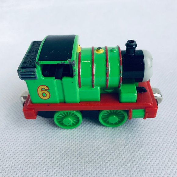 Thomas and Friends Percy Take Along - Die-Cast - Thomas and Friends Gullane 2002 - Picture 6 of 7